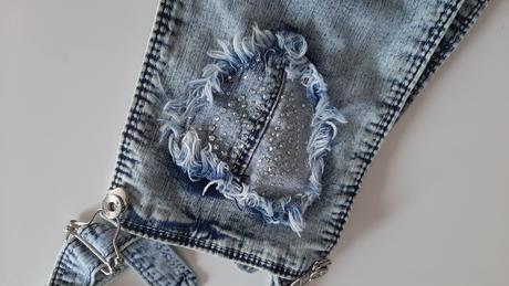 Šortky na traky, 128