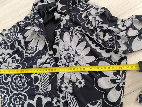 Šaty na gombíky, stradivarius,m