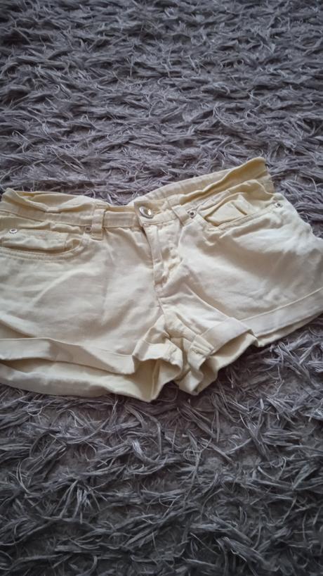Šortky, takko,152