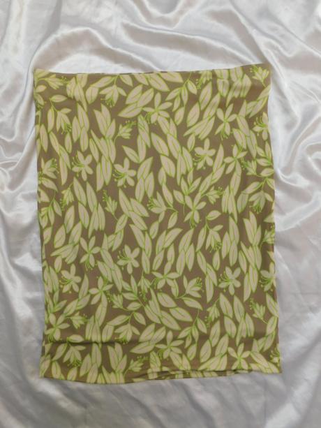 Luxusna pekna sukna, 40