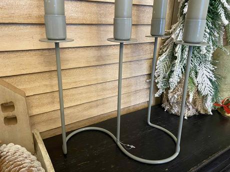 Kovový svietnik na 4 vysoké sviečky - zelenkavý, 