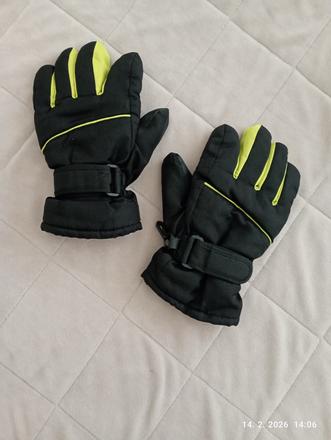 Zimné rukavice (už s poštou), crivit