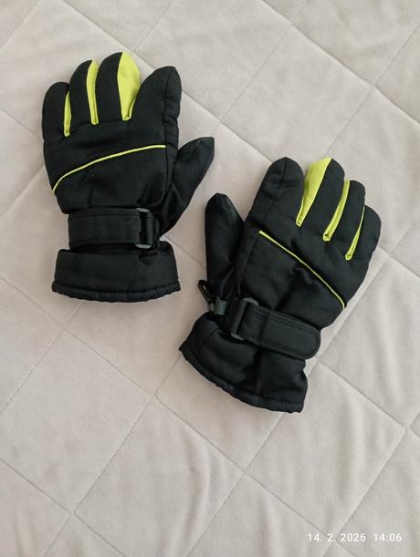 Zimné rukavice (už s poštou), crivit