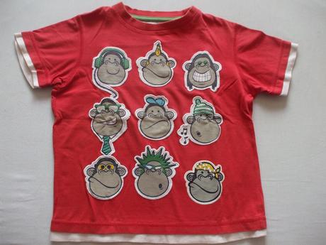 Tričko s opicami, tu,122