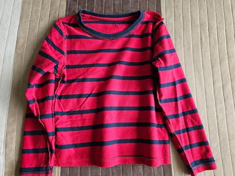 Tričko 110/116, lupilu,110