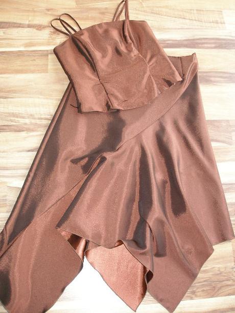 Korzetové šaty, 40