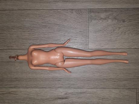 Telá pre barbie bábiky, 