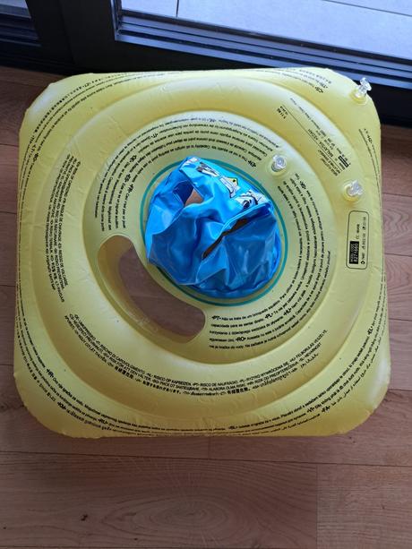 Koleso na plavanie + rukavniky, 