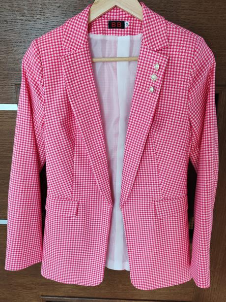 Sako bez zapínania, 36