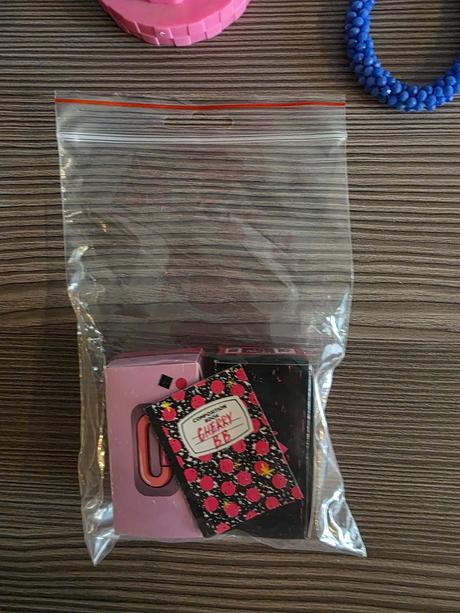 Lol surprise tweens, 1 séria - cherry b.b.,
