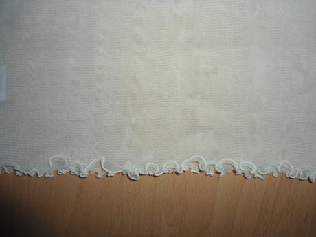 Dievcenske presvitne tricko, 110