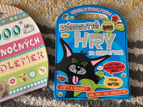 Hry so samolepkami,