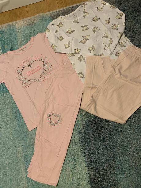 Dievcenske oblecenia 32kusov balik, 122–134