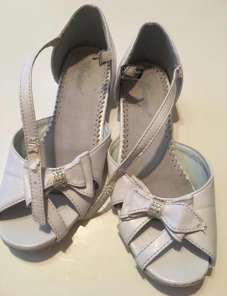 Slávnostné topánky sandálky k šatám, 32