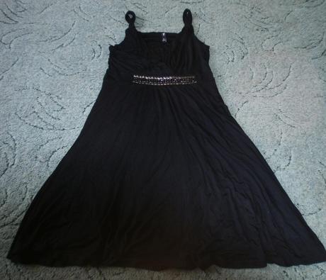 Šaty čierne, 38