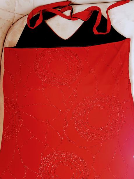 Spoločenské šaty, m