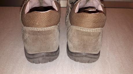 Topánočky, bambulini,23