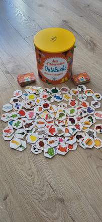 Stolne pexeso outékaché,