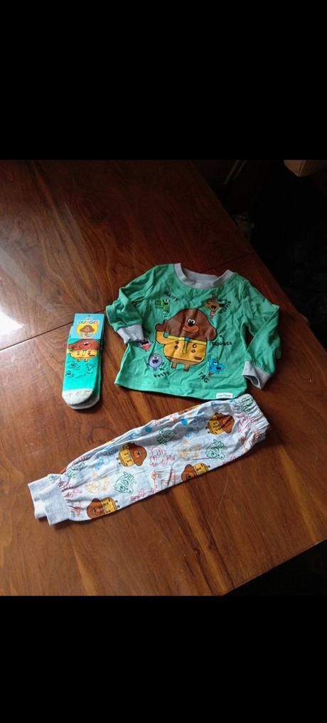 Nové chlapčenské pyžamo a ponožky 80-86, george,86