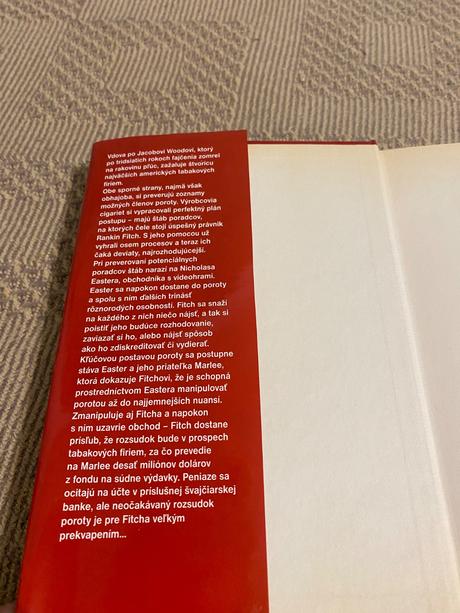 Napínavý triler porota john grisham,