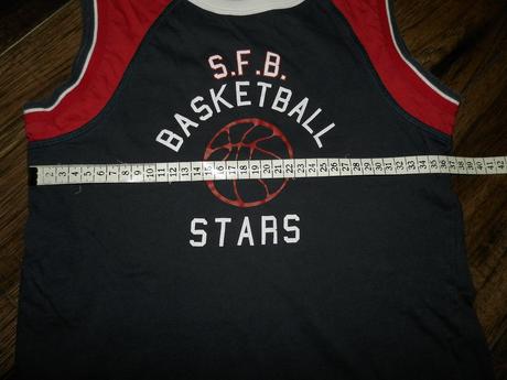 Tielko s potlačou, 134