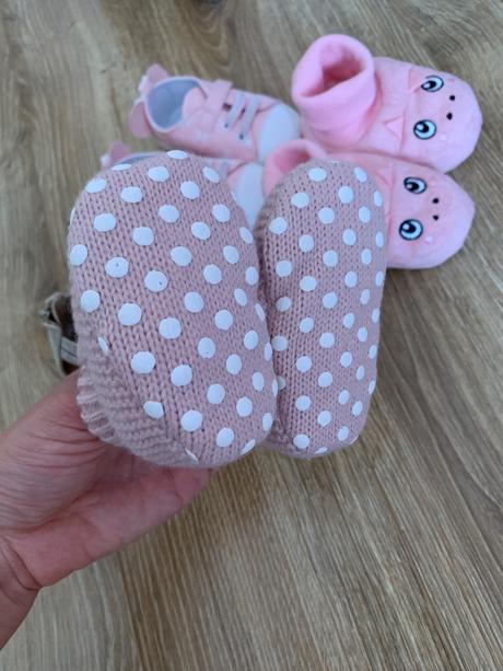 Balik sandále a capačky, 19