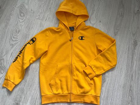 Mikina, champion,152