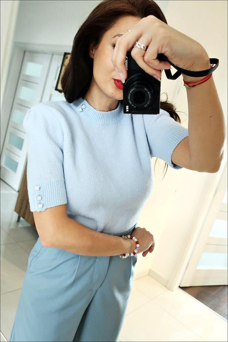 Baby blue mäkkučký svetrík, s