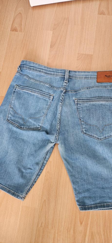 Damske kratasy, pepe jeans,l