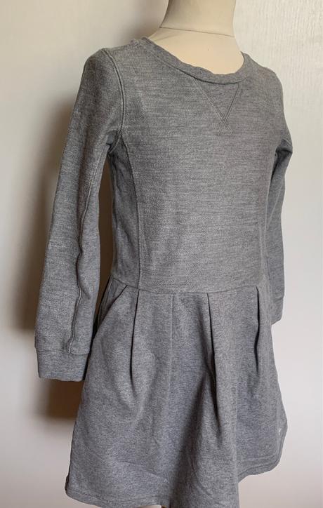 Marc jacobs šedé šaty, 128