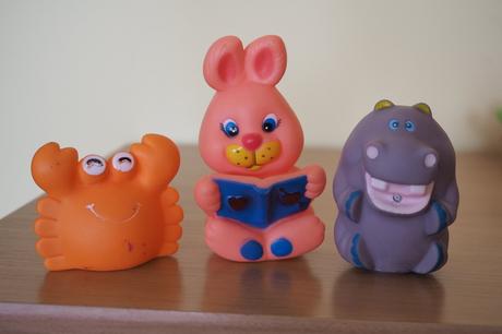 Gumené hračky pre malé dieťa, 