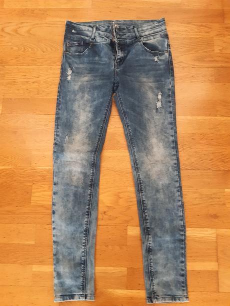 Damske rifle, bershka,40