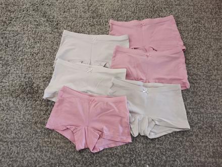 Spodné prádlo, 128