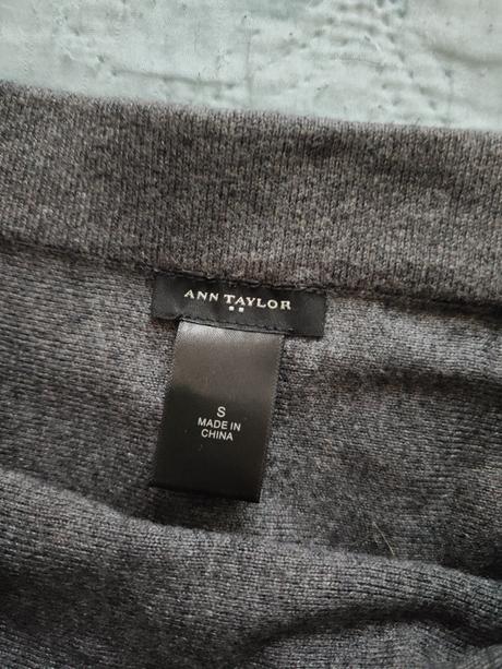 Teplá sukňa ann taylor, s