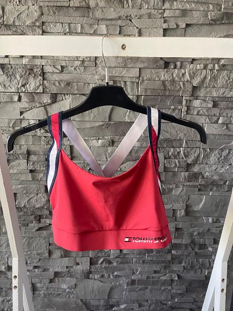 Tommy hilfiger v.s, tommy hilfiger,s