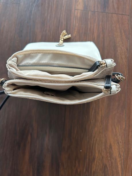 Crossbody kabelka s hadim vzorom, 