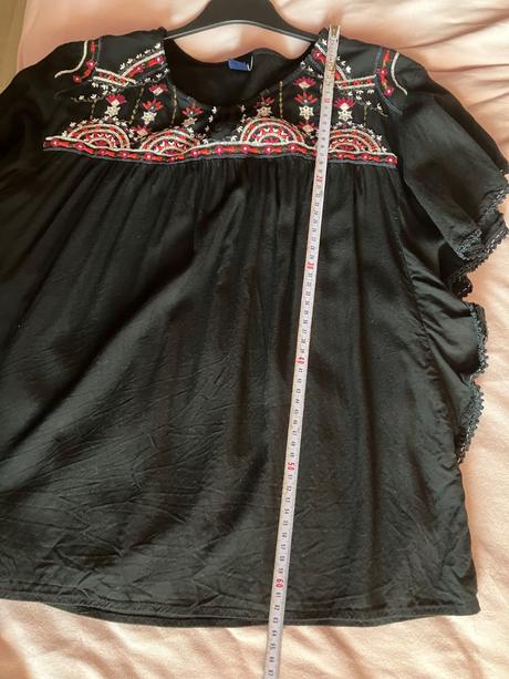 Vysivana bluzka, 44