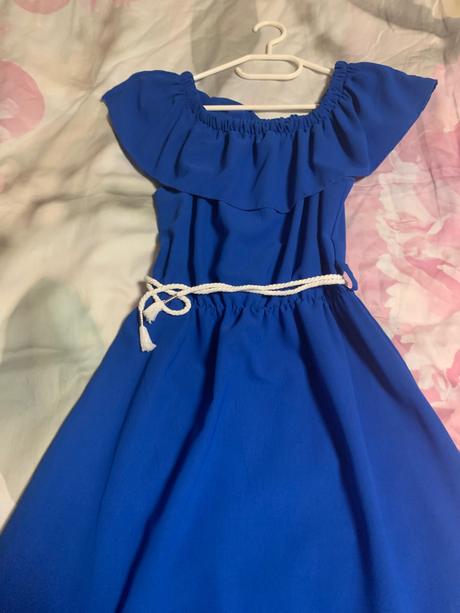 Tmavomodré satky s volanikom, 