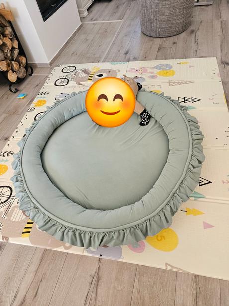 Ingvart veľké hniezdo, šírka (cm): 110,dĺžka (cm): 120