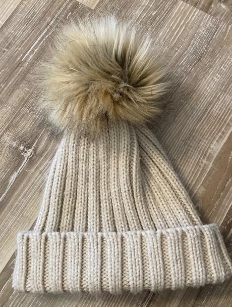 Čiapka s brmbolcom, 