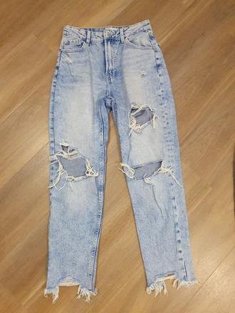 Roztrhané rifle, bershka,36