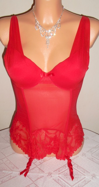 Sexy cerveny korzetik, s