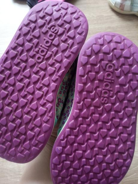 Botasky, adidas,24