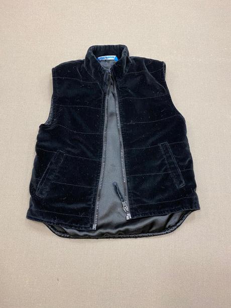 Zamatová vestička, 128