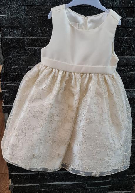 Spolocenske, slavnostne saty, 98