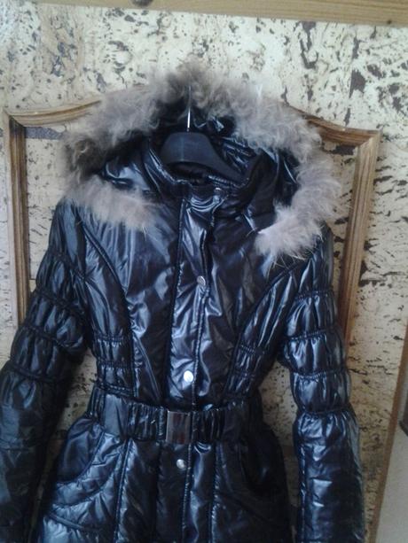 Lesklá čierna bunda, 170