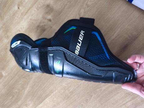 Hokejová výstroj, bauer,xs