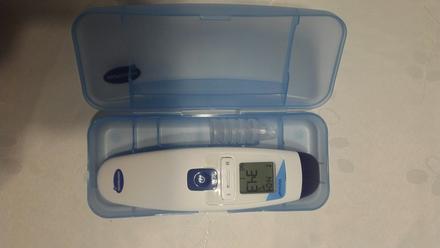 Značkový digitálny teplomer veroval, 