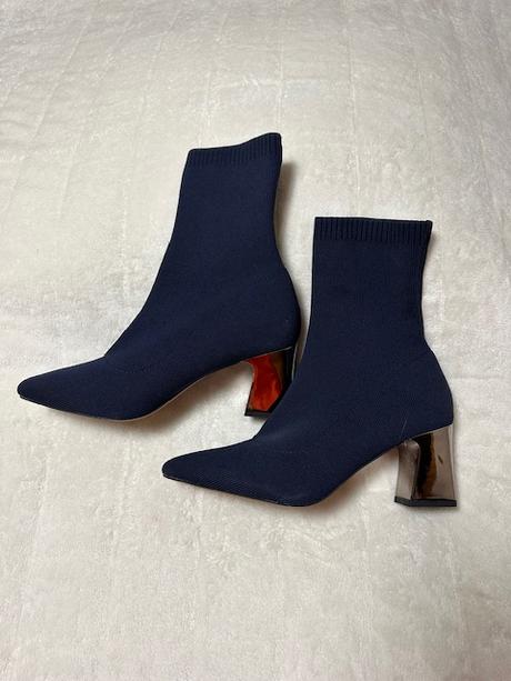 Elastické tmavomodré čižmičky zn. reserved, reserved,39
