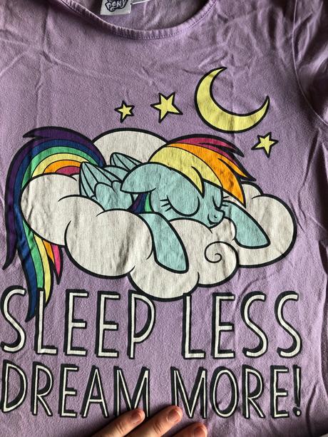 Predám 2 - dielne pyžamo, 134